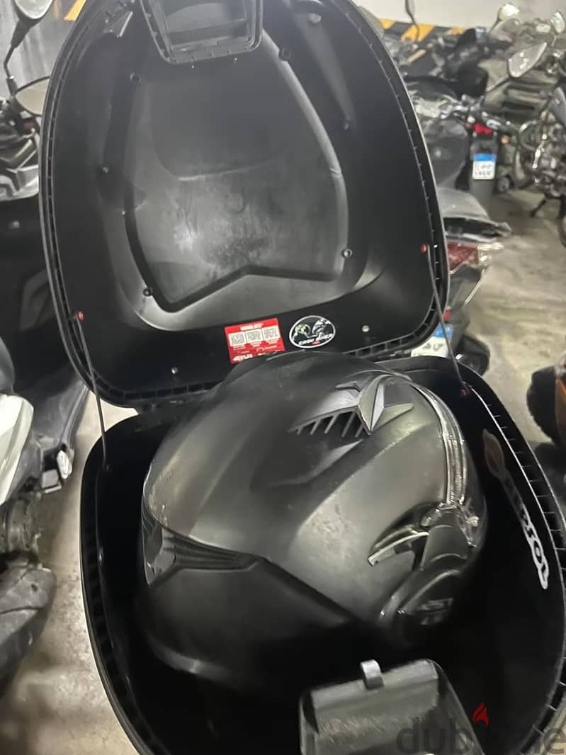 GIVI Box 1