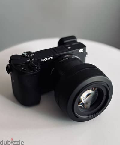 Sony A6400 mirrorless with Sigma 30mm 1.4