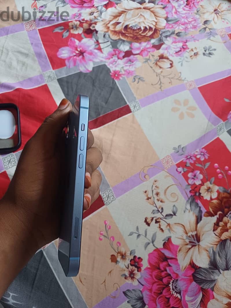 Apple - iPhone 14 4