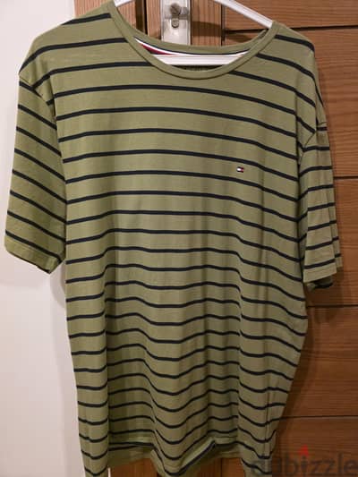 Men's Tommy Hilfiger original tshirt size XL