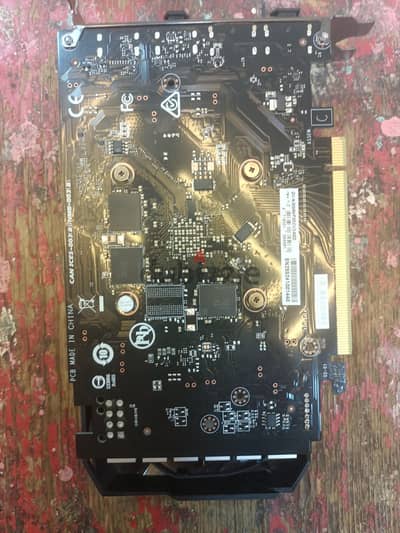 كرت شاشه RTX 3050 استعمال يومين بحاله الزيرو