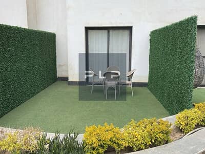 استوديو للايجار جاهز علي السكن تشطيب سوبر لوكس في كمبوند بورتو القاهره الجديده