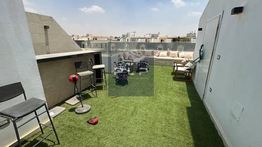Penthouse available for ready to move with ultra-super-lux finishing; priced at the lowest rate on the market for a quick sale—located in the Mou