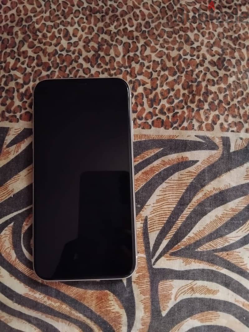 Apple - iPhone 11 5
