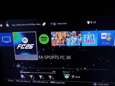 بلايستيشن فور سليم 500 جيجا معاه دراع اصلي  و معاه الوصلة الاصلية