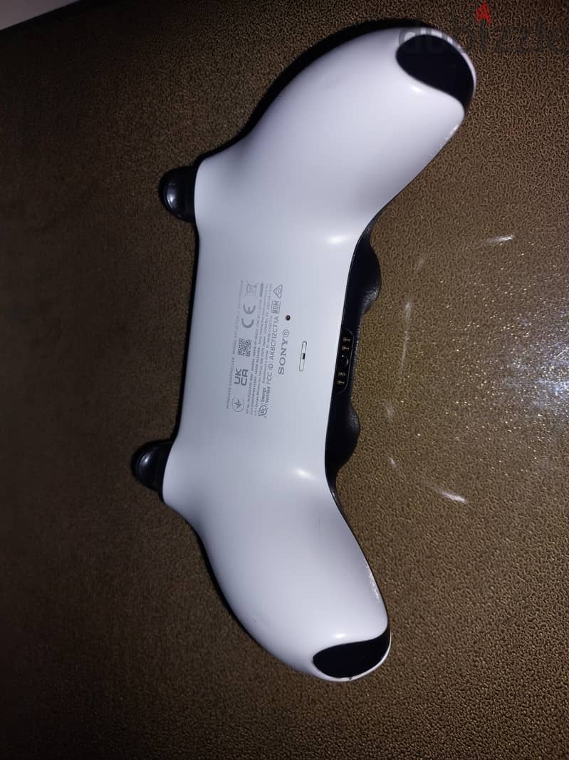 Excellent Condition ps5 Digital 3