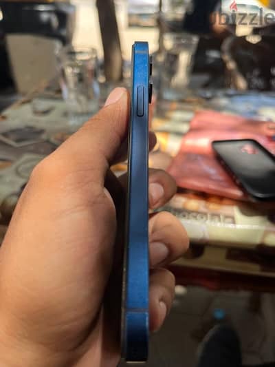 Phone 12 128