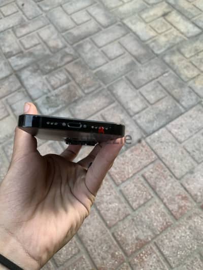 آبل - آيفون 14 برو