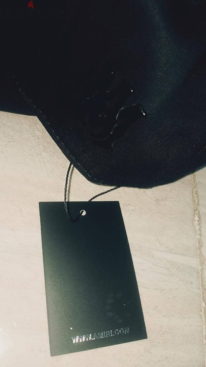 كاب Amiri ميرور 6