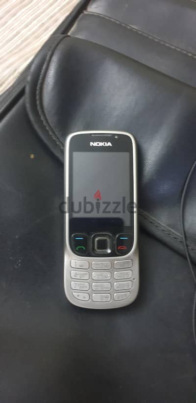 هاتف Nokia C2-01 أصلي بحالة جيدة.
