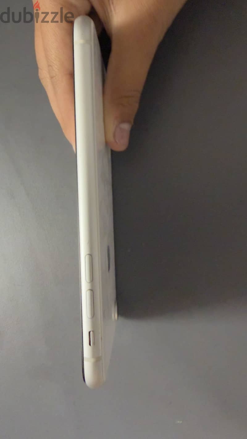 Apple - iPhone XR 2