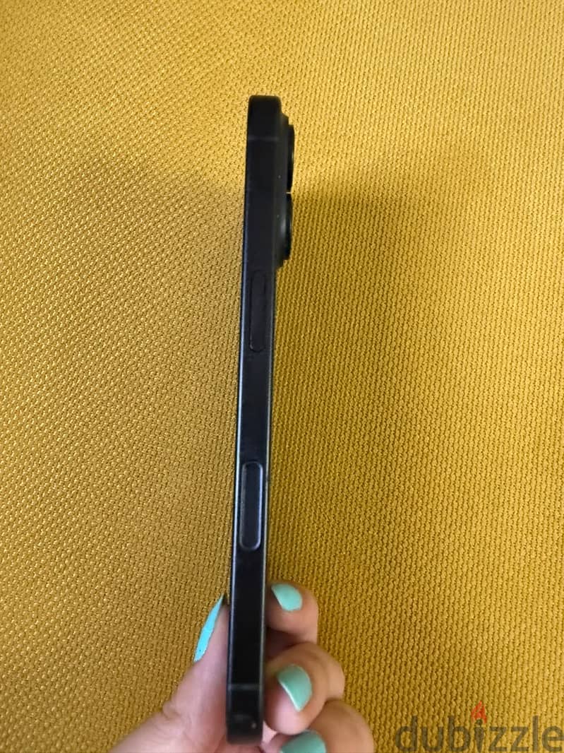 Apple - iPhone 16 2