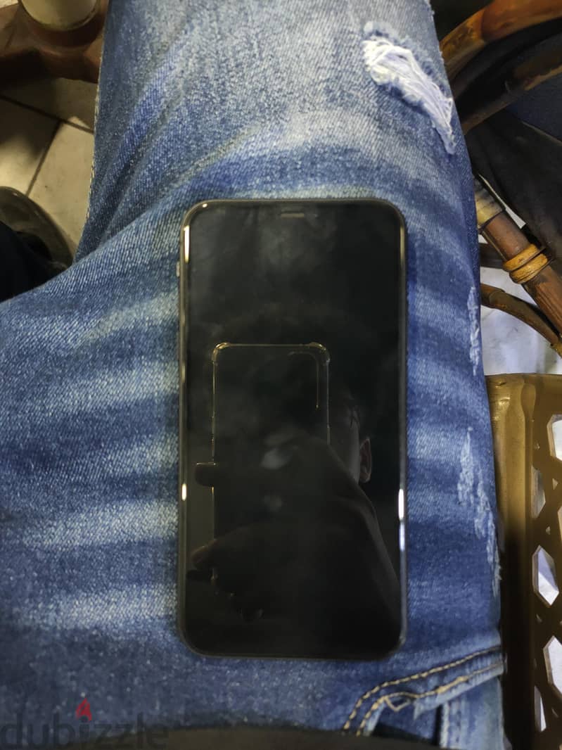 Apple - iPhone 11 1