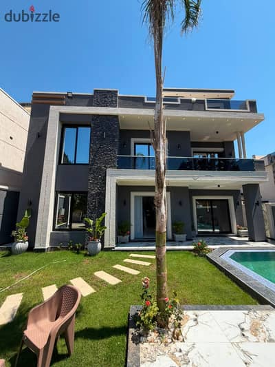 فيلا فاخره للبيع بحمام سباحه في كينج مريوط |الإسكندريه +تبعد 50 متر للعمومي •