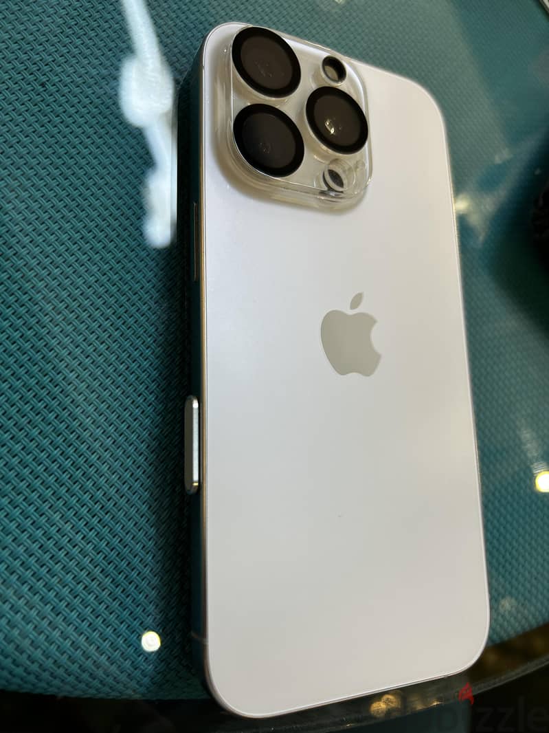 IPhone 16 Pro 1