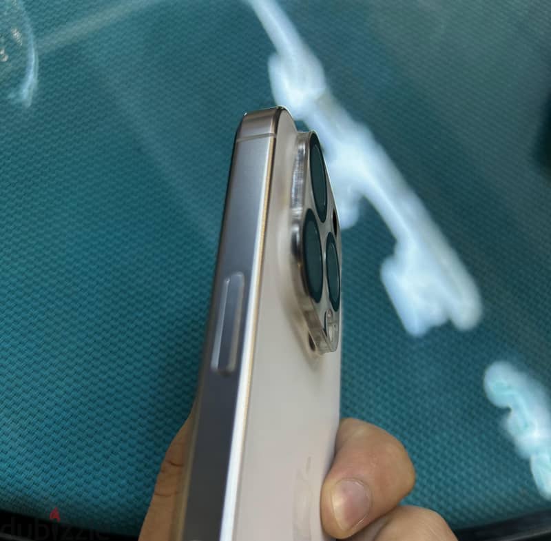 IPhone 16 Pro 3