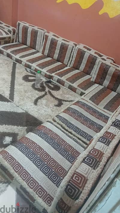 قاعدة عربي