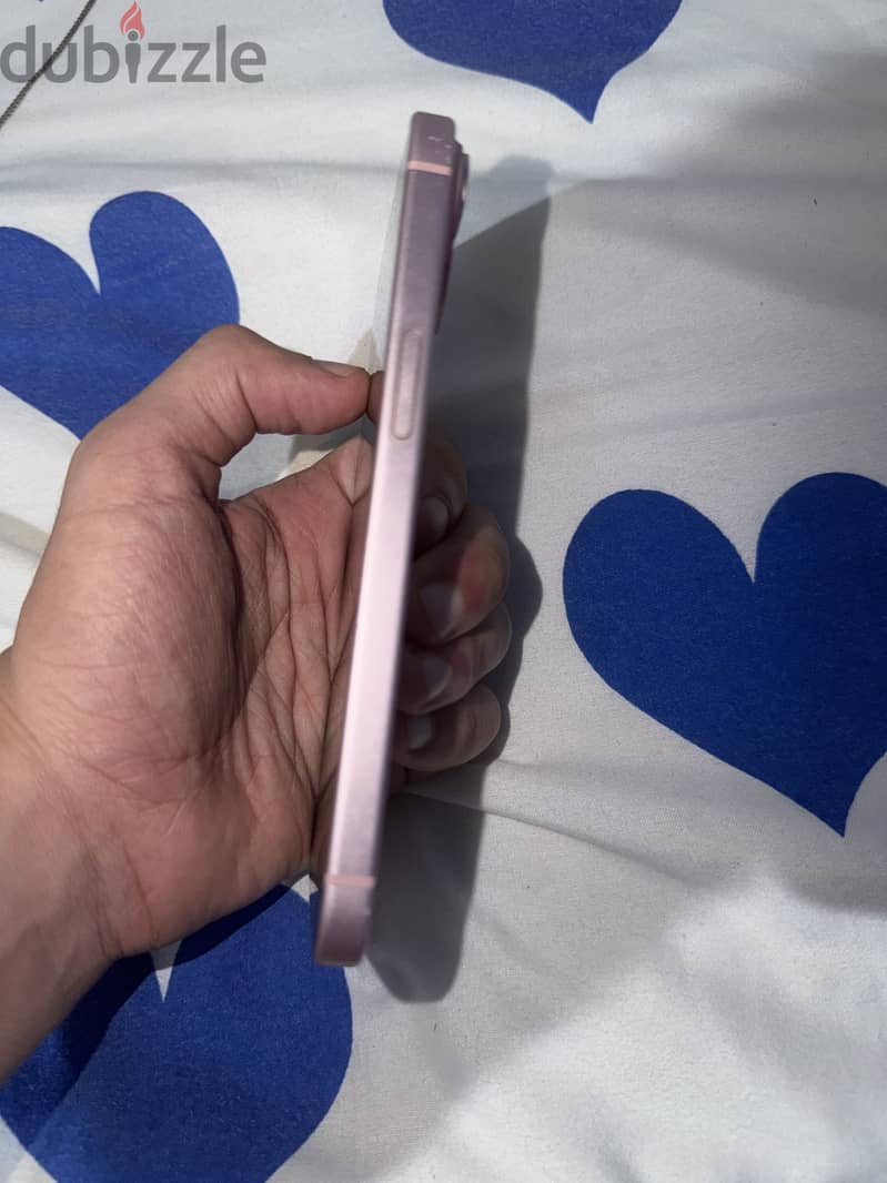 Apple - iPhone 15 4