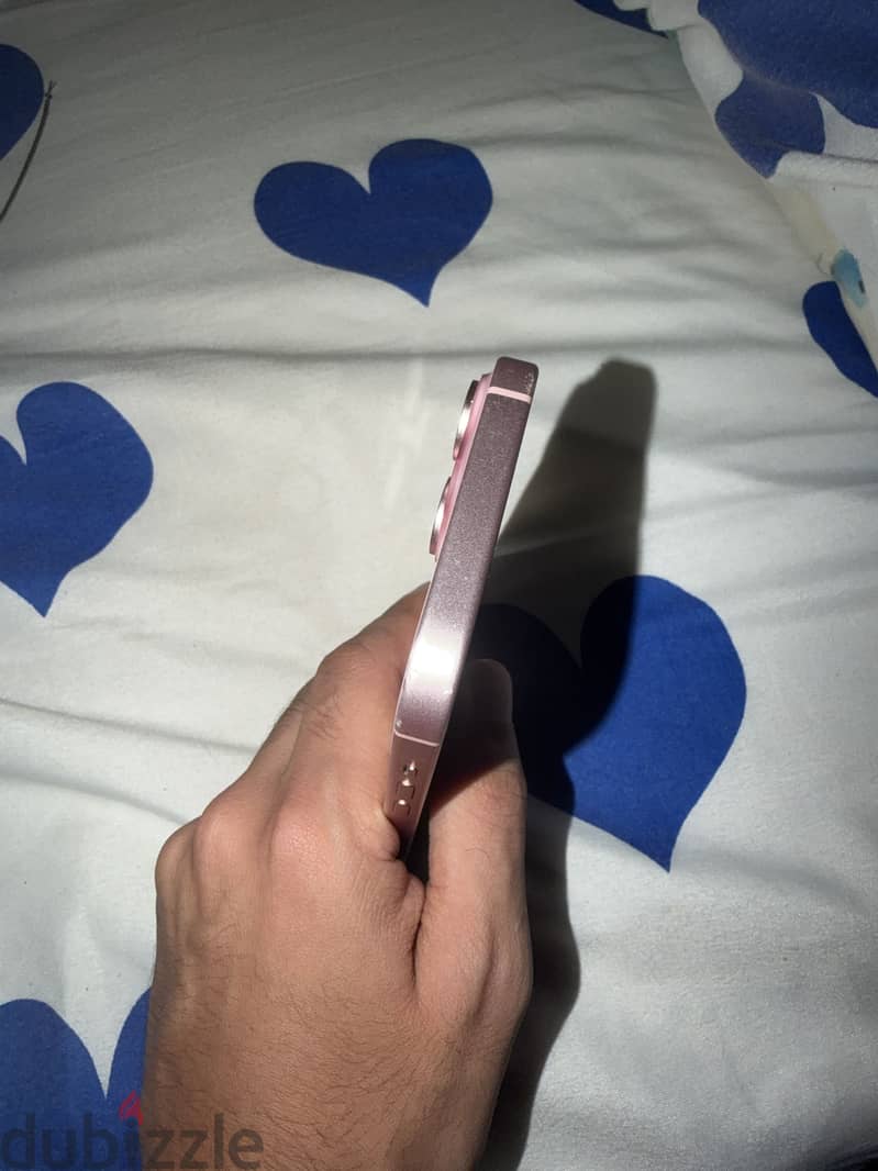 Apple - iPhone 15 6