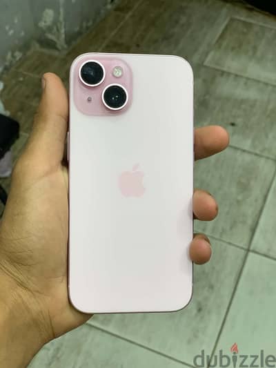 Iphone 15 حالة ممتازة و السعر قابل للتفاوض