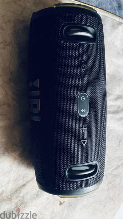 JBL speaker
