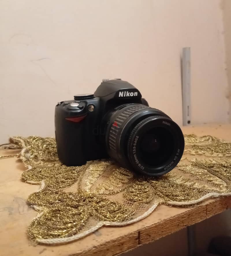 Nikon D3000 2