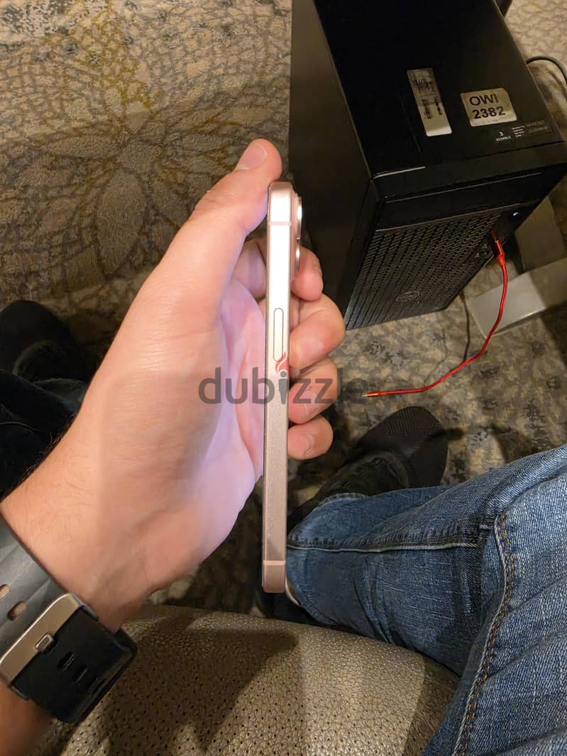 Apple - iPhone 15 3