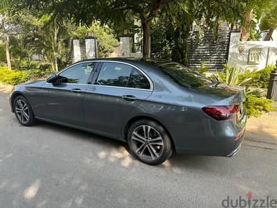 Mercedes-Benz E200 2021