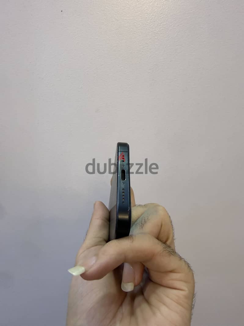 Apple - iPhone 15 Pro 3