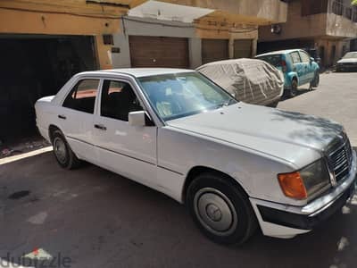 مرسيدس بنز اي 200 1987