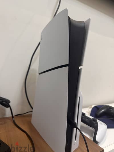 Ps5 slim 1 TB Disc