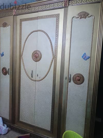 غرفة اطفال  مستعملة دولاب كبير