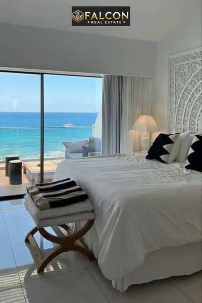 شالية للبيع فيو بانورامي علي البحر متشطب Ultra modern واستلام فوري في لافيستا lavista north coast الساحل الشمالي