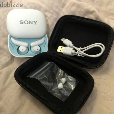 Earbuds,Earphones