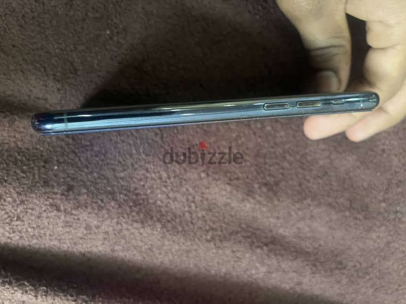 Apple - iPhone 11 Pro 3