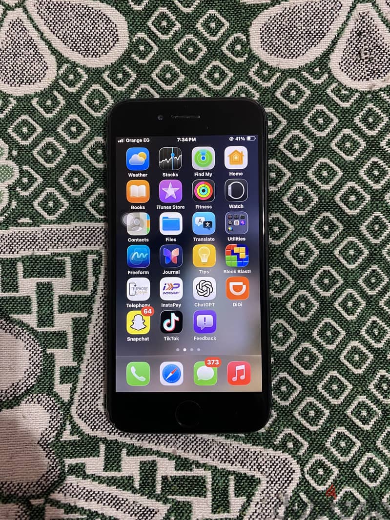 Apple - iPhone SE 3