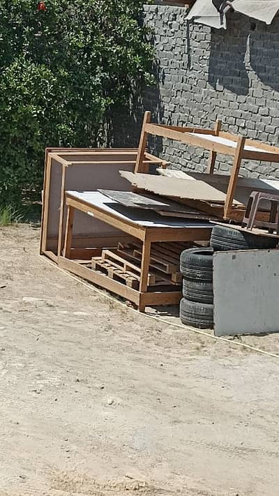 طربيزا خشب