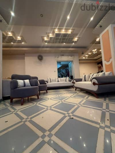 انتريه مودرن فاخر تصميم أنيق راحة وجوده تدوم