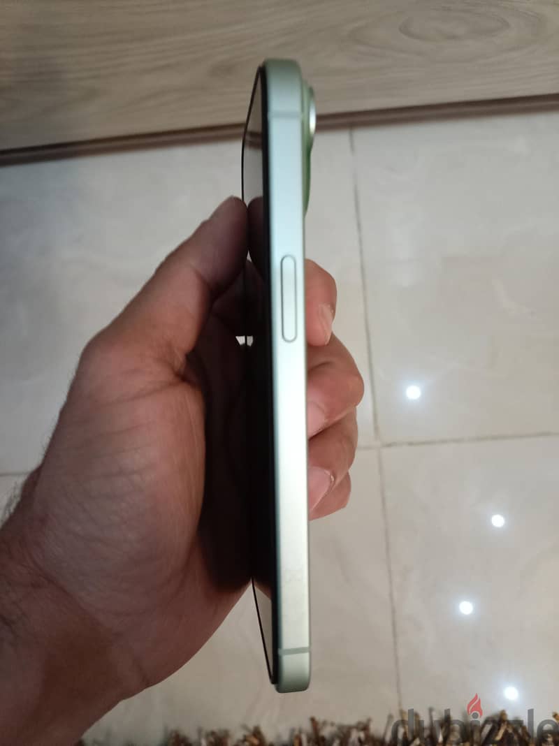 Apple - iPhone 15 4
