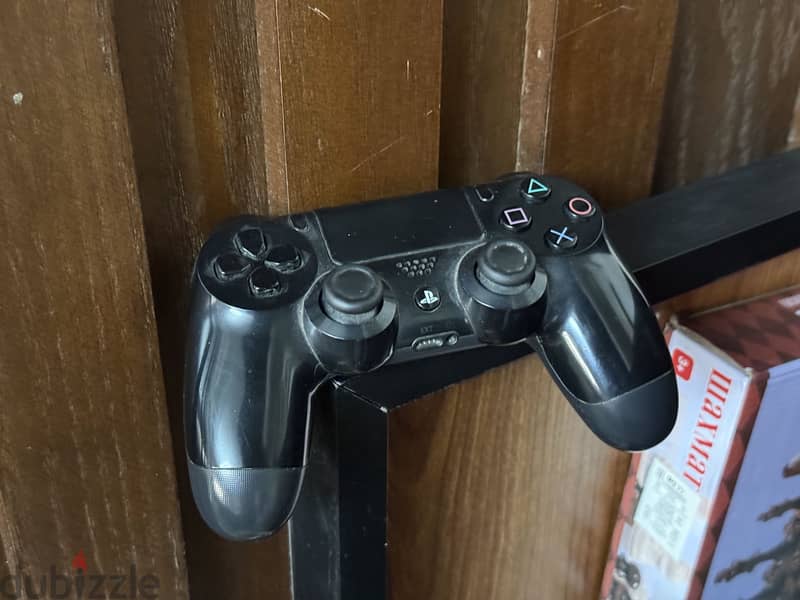 PlayStation 4 2