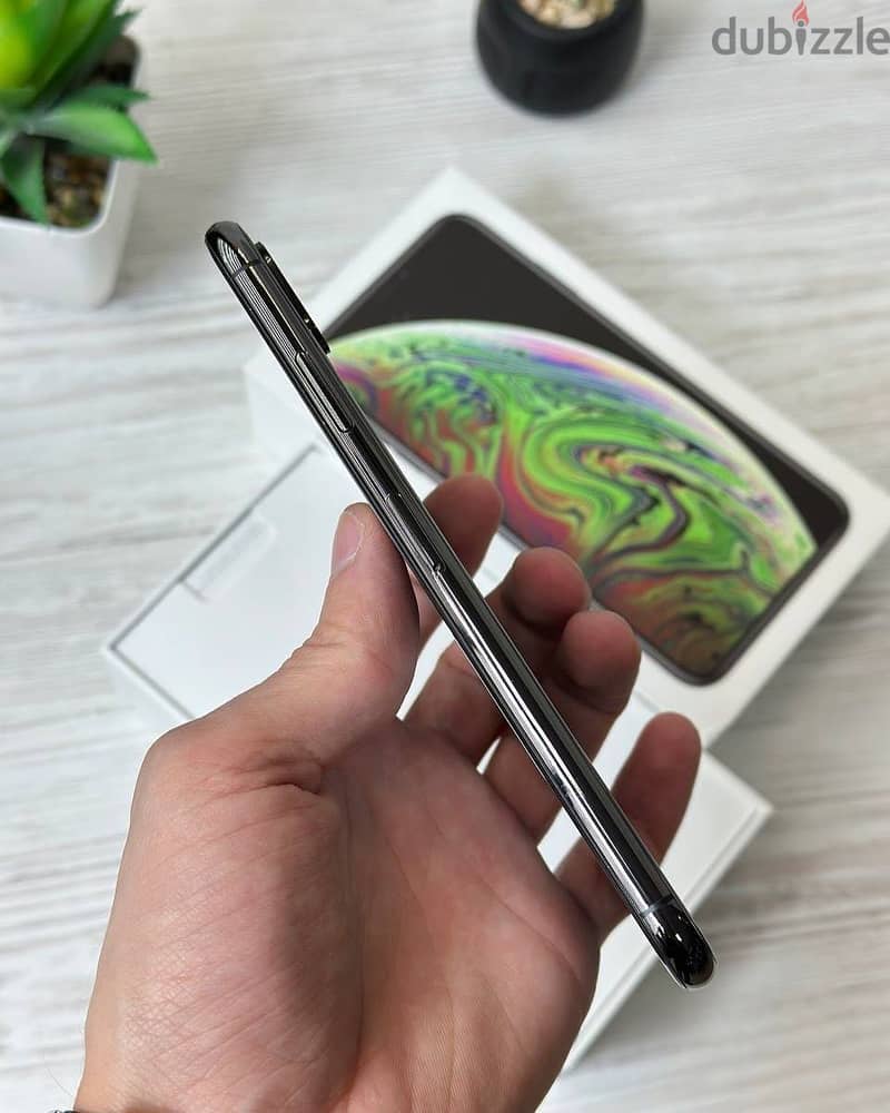 iPhone XS 2