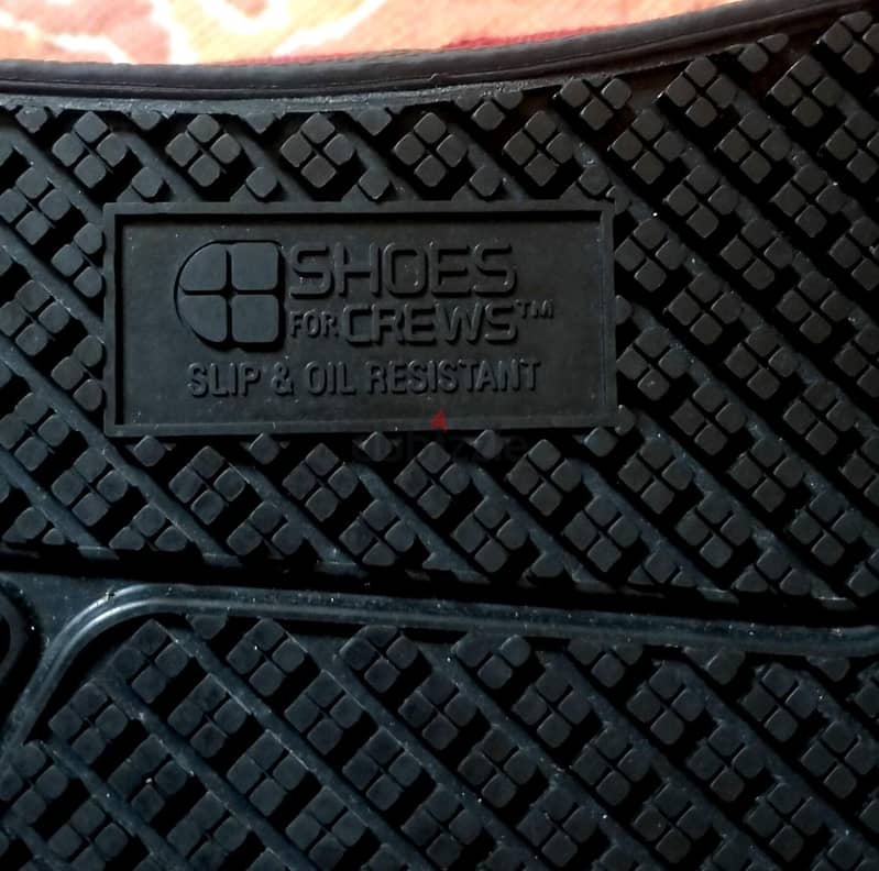 shoes for crews. . . . size43 7