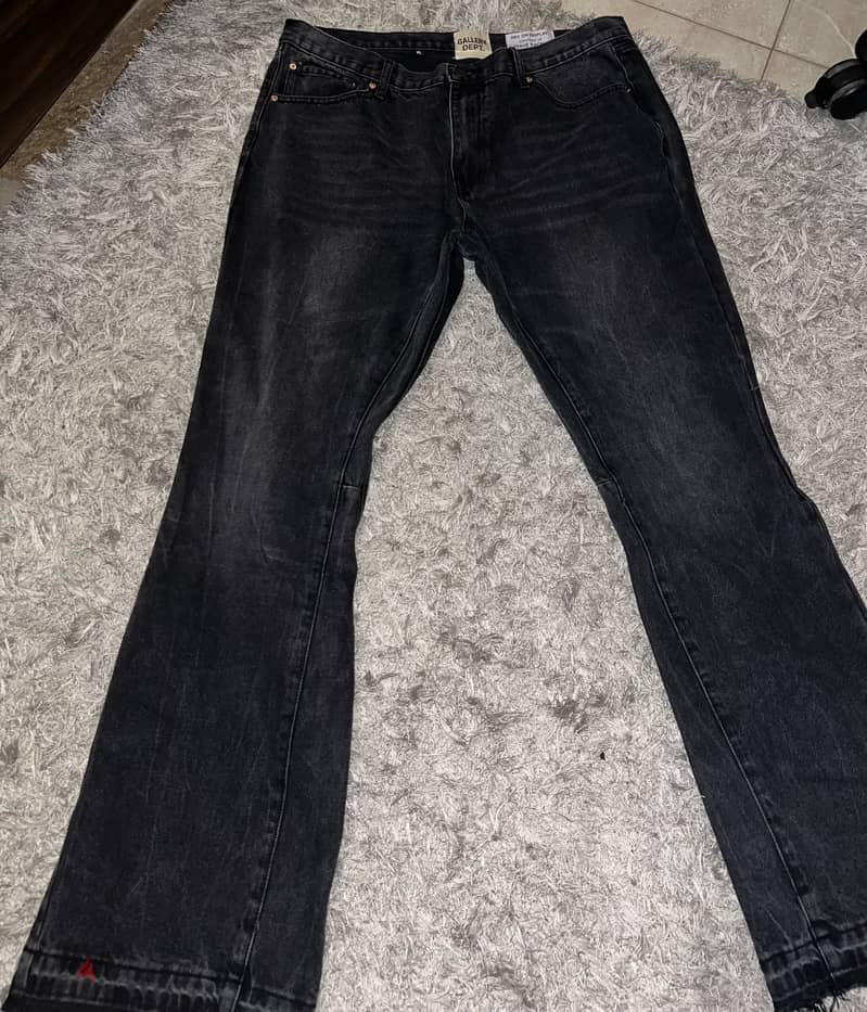 gallery debt flared jeans 1