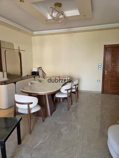 شقة Apartment للايجار في El Patio Oro | First Tenant | مفروشة بالكامل | اطلالة مباشرة على Water Features | 3 Bedrooms | 70 ألف قابل للتفاوض