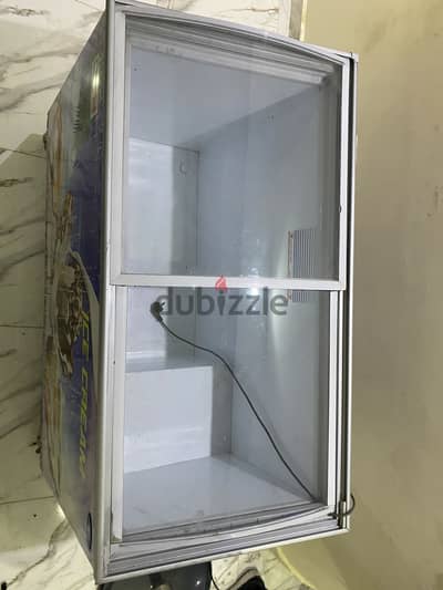فريزر عرض استعمال خفيف فريزر عرض استعمال خفيف
