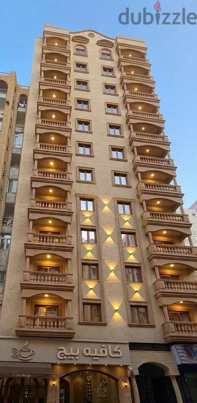 شقه تجارى إداري وتصلح للسكن خطوات من البحر بالقرب من فندق المحروسه