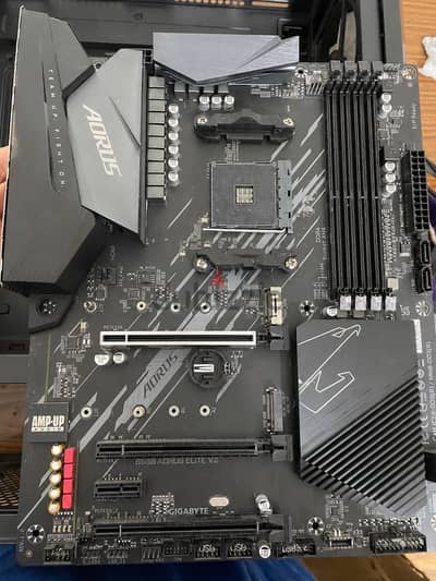 Ryzen 5800x+ b550 aorus elite v2 rev1.2 للبيع داخل الإسكندرية فقط