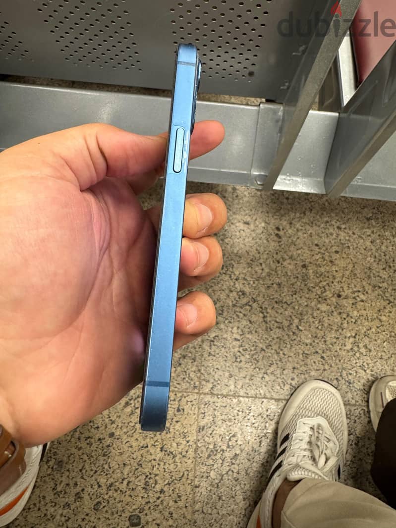 Apple - iPhone 13 3