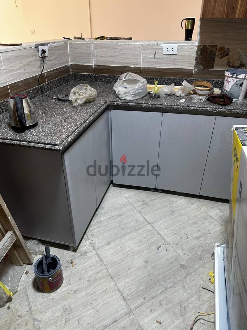 Full kitchen - Used for 2 years 13