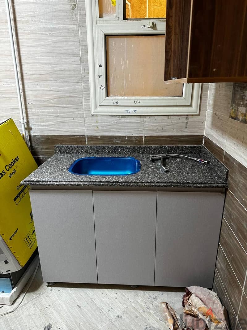 Full kitchen - Used for 2 years 15